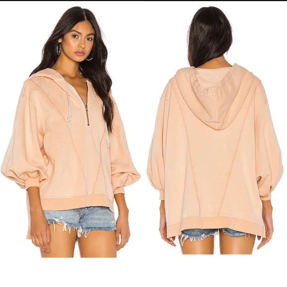 Road Pullover Hoodie 